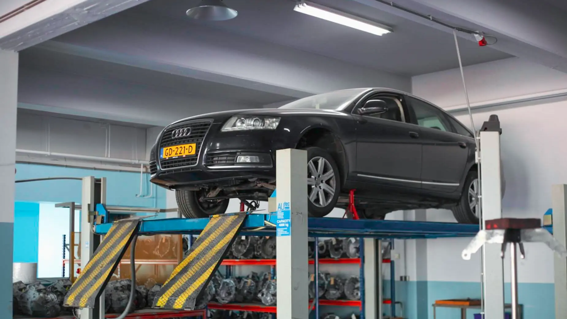 Auto op brug - SHM transmissie